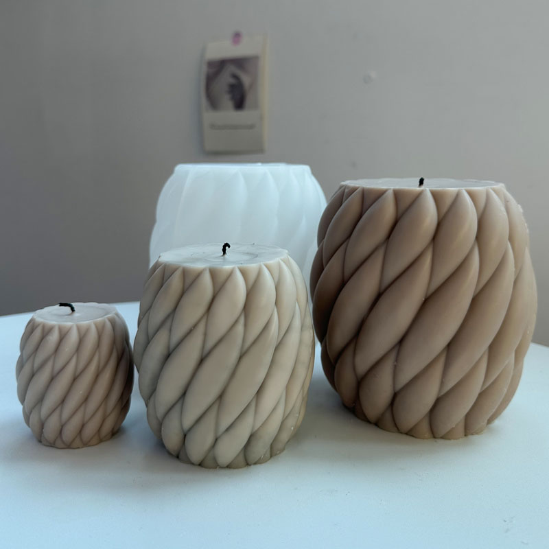 3D Rotating Raindrops Silicone - Soap Making Additives ulasan dan harga