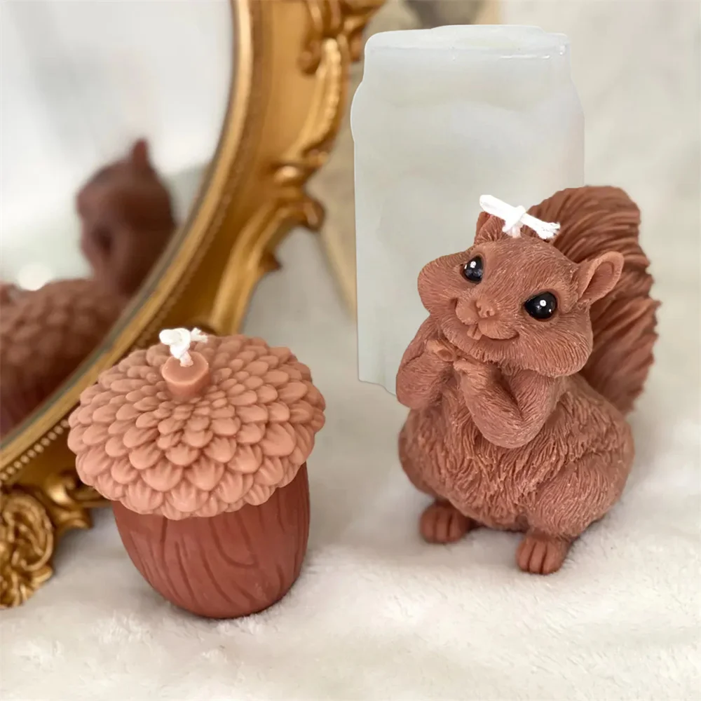 Cute Squirrel Candle Silicone  - Soap Making Additives ulasan dan harga